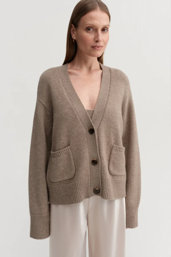 Almada Label - Beja Cardigan Nougat
