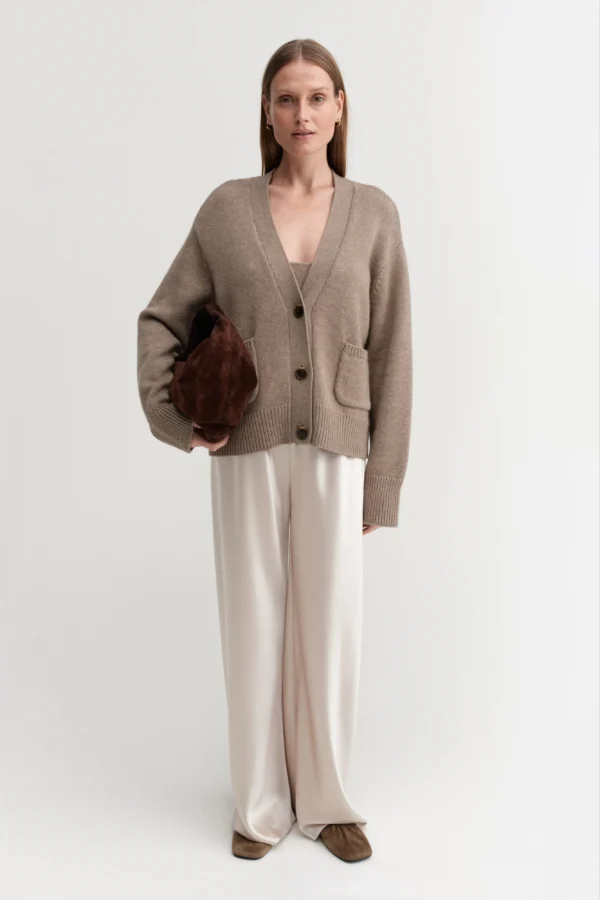 Almada Label - Beja Cardigan Nougat