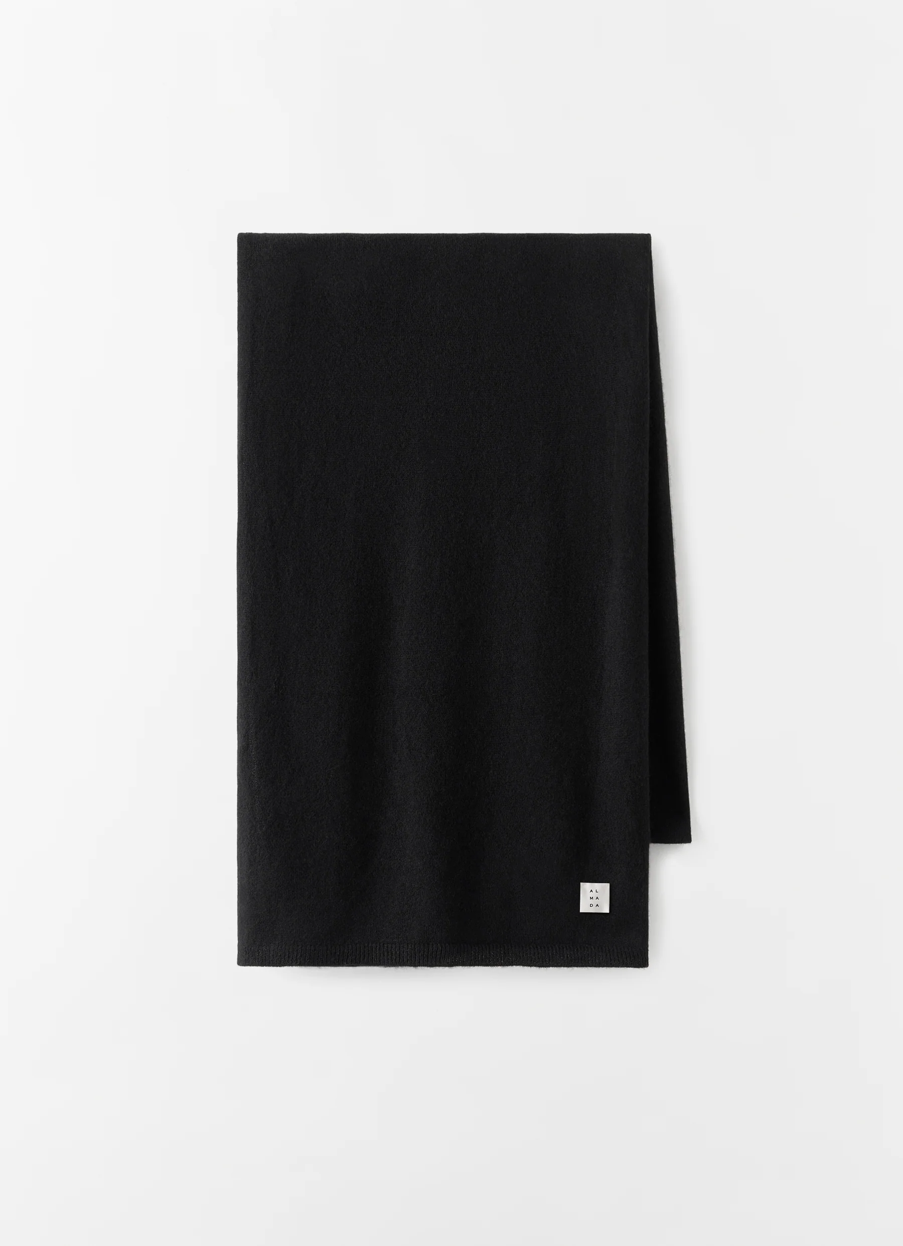 Almada Label - Meja Scarf Black