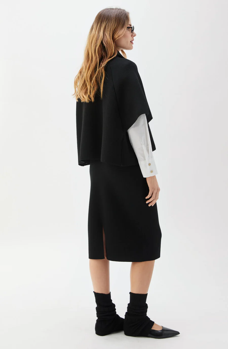 Busnel - Gertrude Cape Black