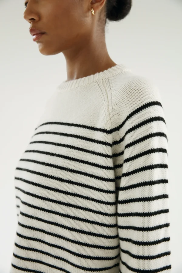 Almada Label - Raya Crewneck Sweater Stripe
