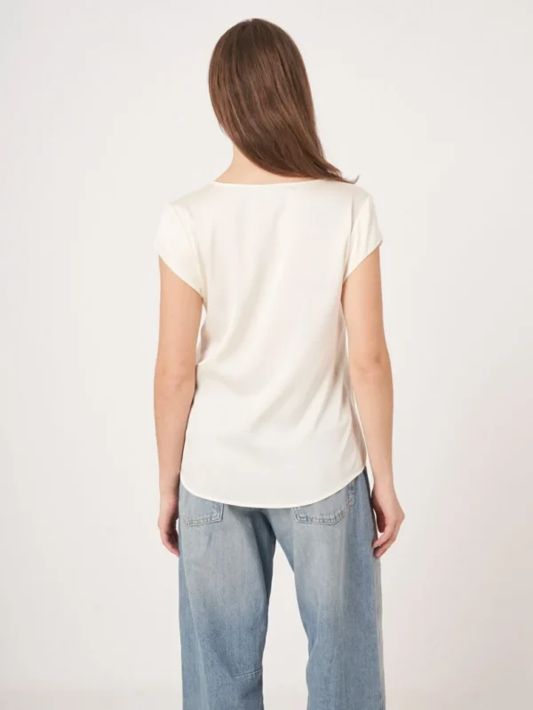 Repeat Cashmere - Short-Sleeved Silk Top With Pocket Cream