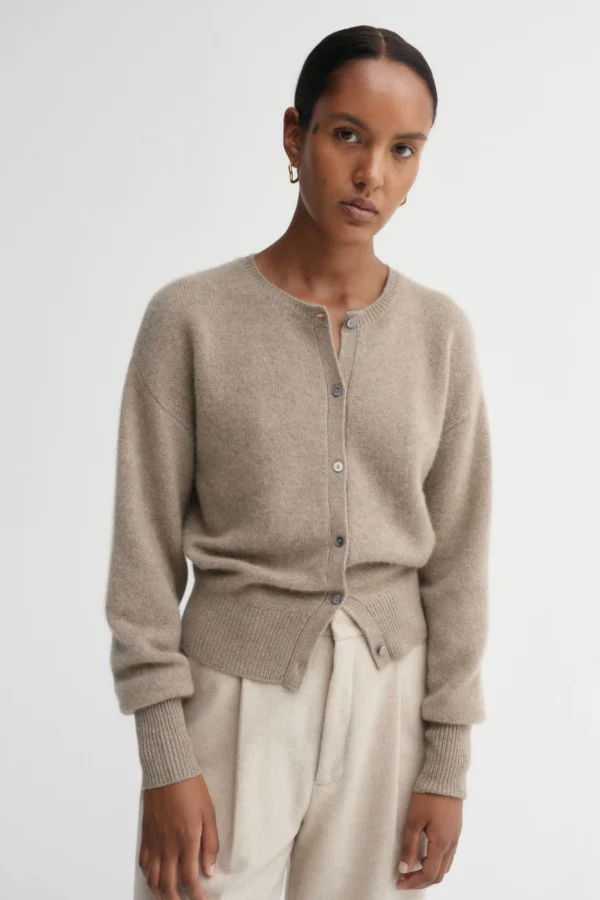 Almada Label - Coco Cardigan Nougat