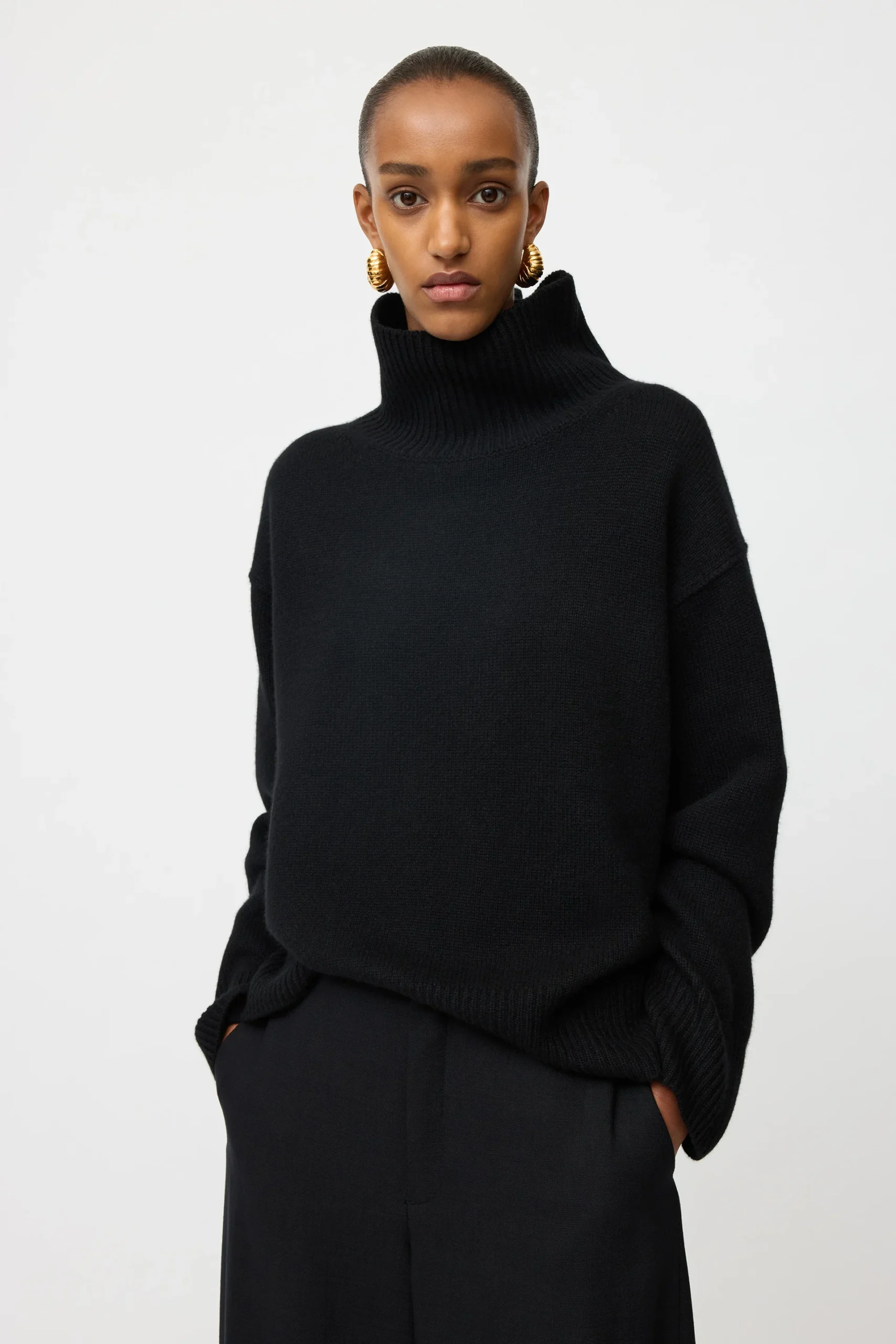 Soft Goat - Boyfriend Turtleneck Black