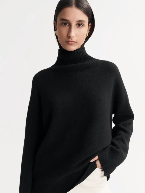 Soft Goat - Boyfriend Turtleneck Black