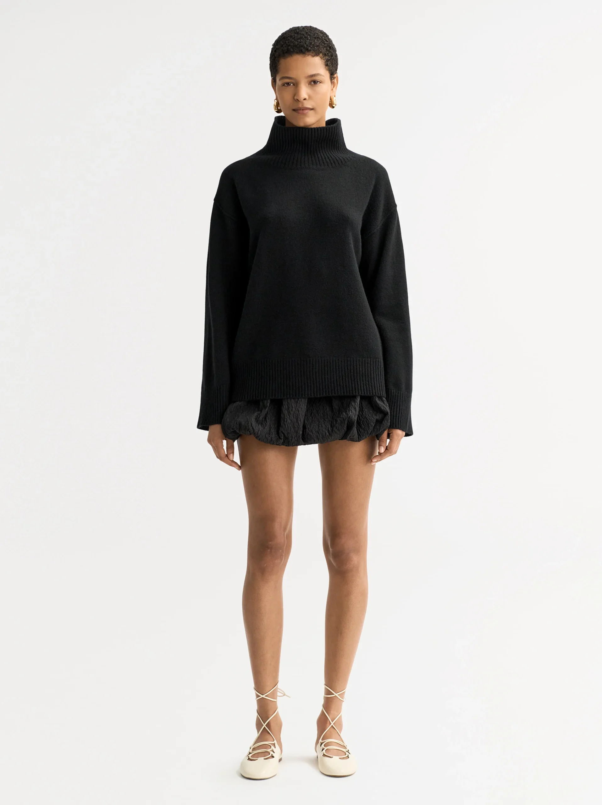 Soft Goat - Boyfriend Turtleneck Black