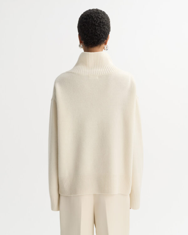 Soft Goat - Boyfriend Turtleneck Feather White