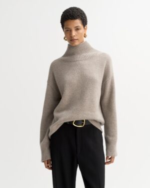 Soft Goat - Boyfriend Turtleneck Greige