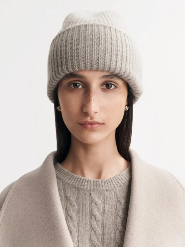 Soft Goat - Ribbed Beanie Greige