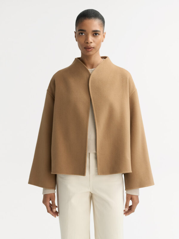 Soft Goat - Short Jacket Camel