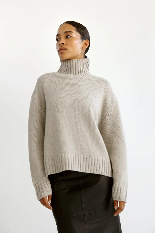 Almada Label - Nola Turtleneck Sweater Taupe