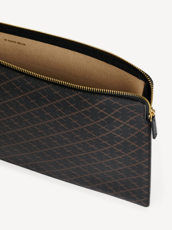 By Malene Birger - Ivy Laptop 16 Dark Chocolate