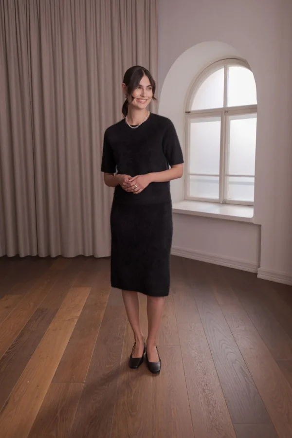 Original Story - Knee Length Cashmere Skirt Black