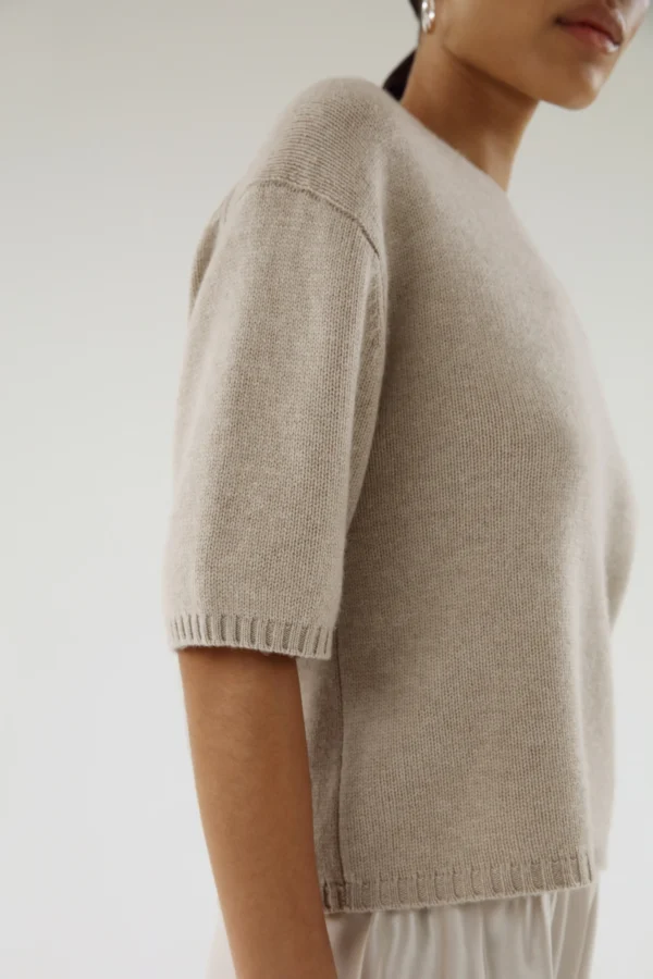 Almada Label - Fei T-Shirt Taupe