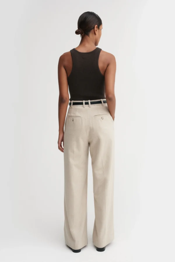 Almada Label - Luna Tank Top Chocolate
