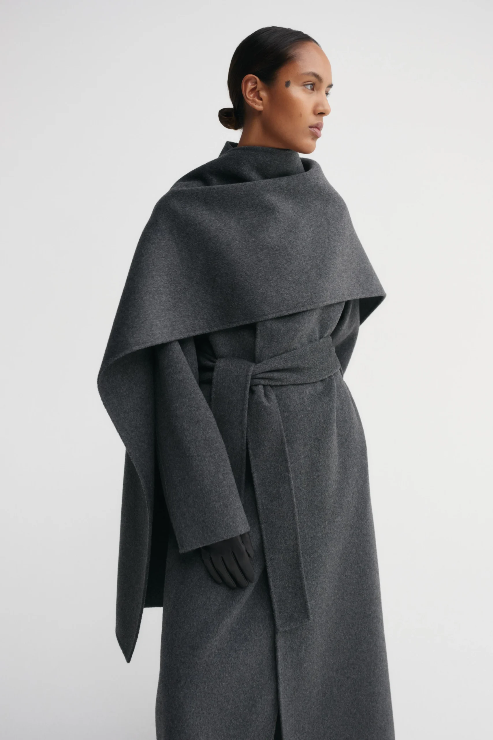 Almada Label - Micha Double Scarf Dark Grey