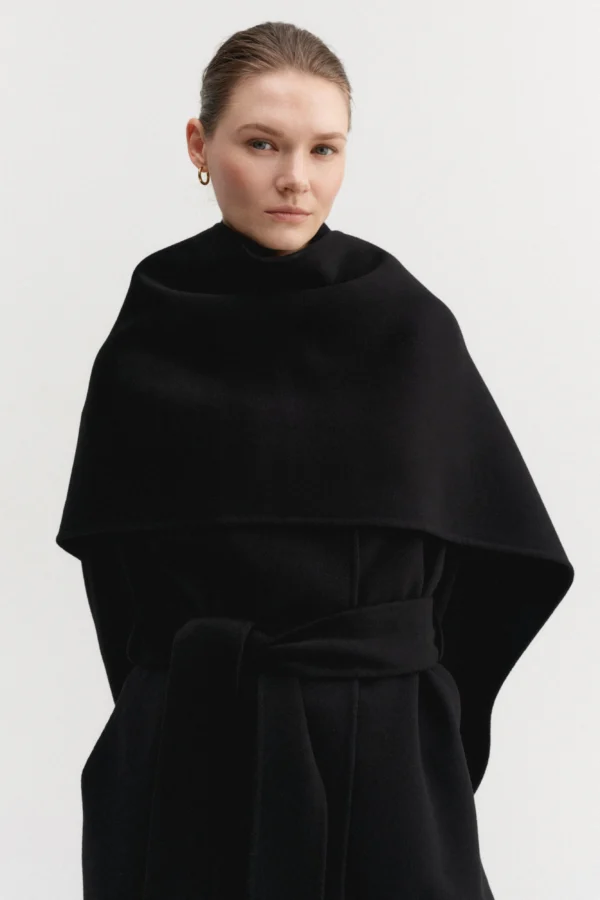 Almada Label - Micha Scarf Black
