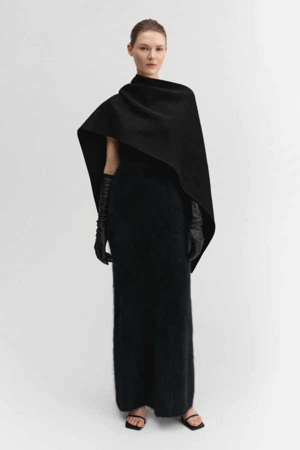 Almada Label - Micha Scarf Black