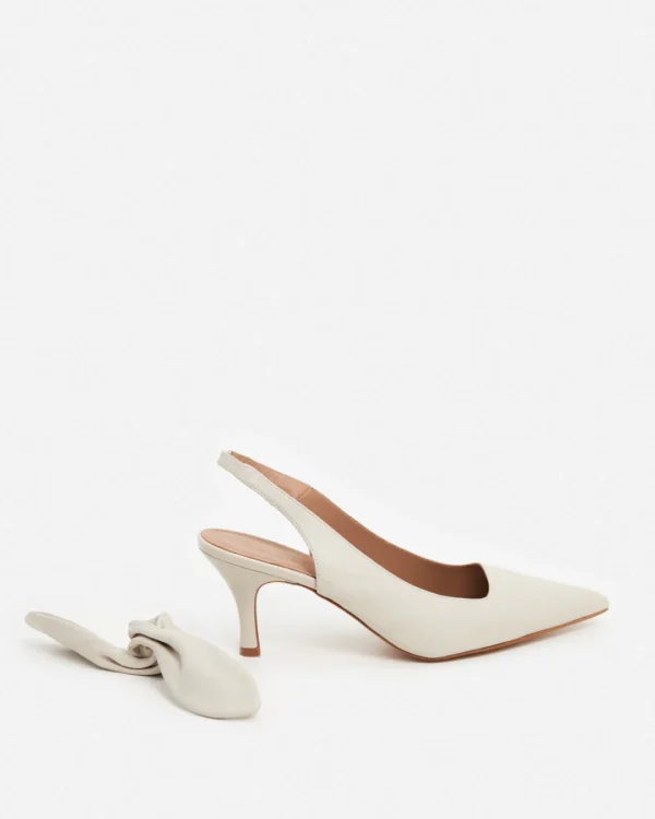 Flattered - Franchesca Bow Leather Creme