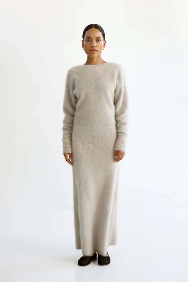 Almada Label - Umi Brushed Cashmere Skirt Taupe2