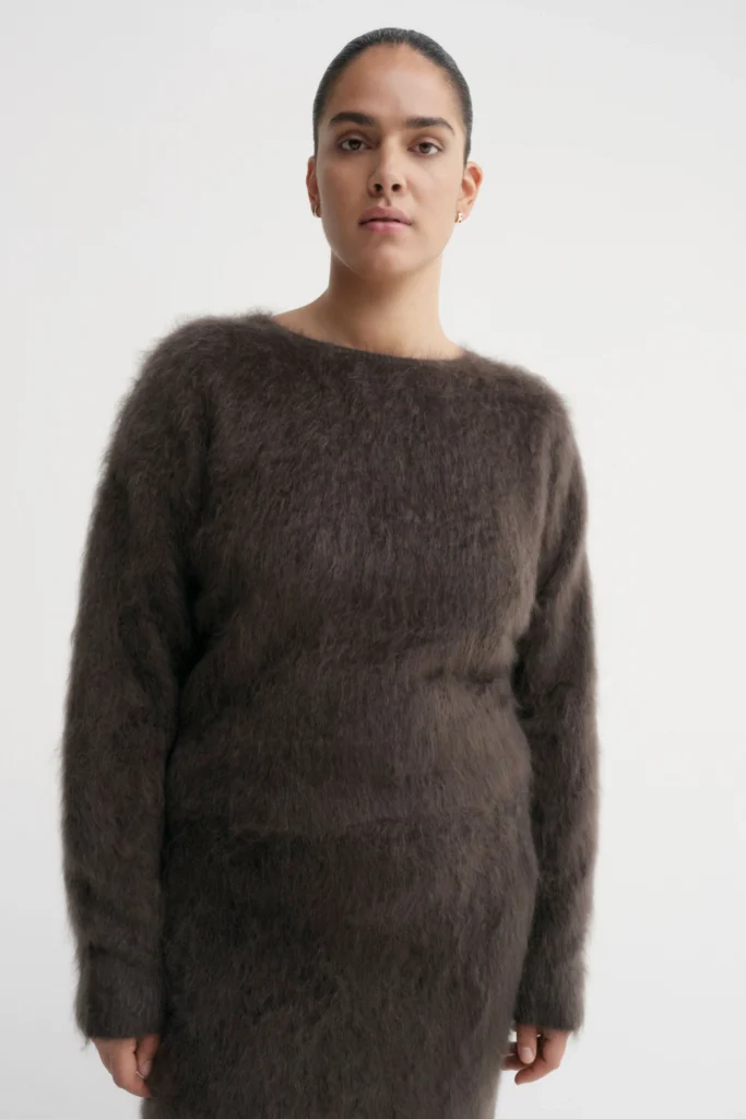 Almada Label - Zoe Crewneck Sweater Chocolate