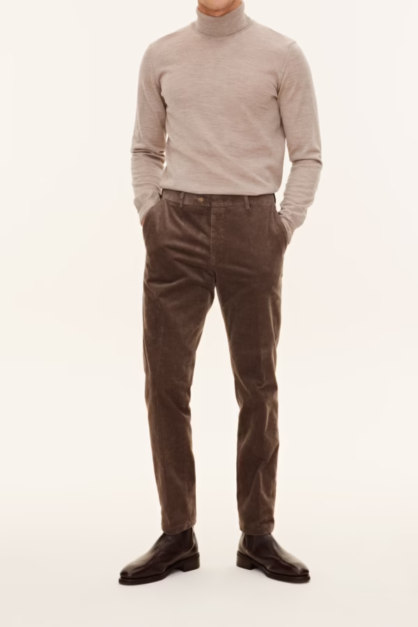 Oscar Jacobson - Marcel Rollneck Beige