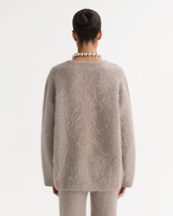 Soft Goat - Brushed V-Neck Greige