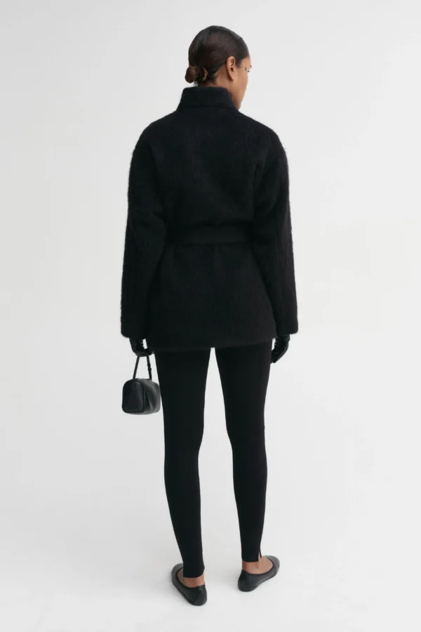 Almada Label - Noorie Coat Black