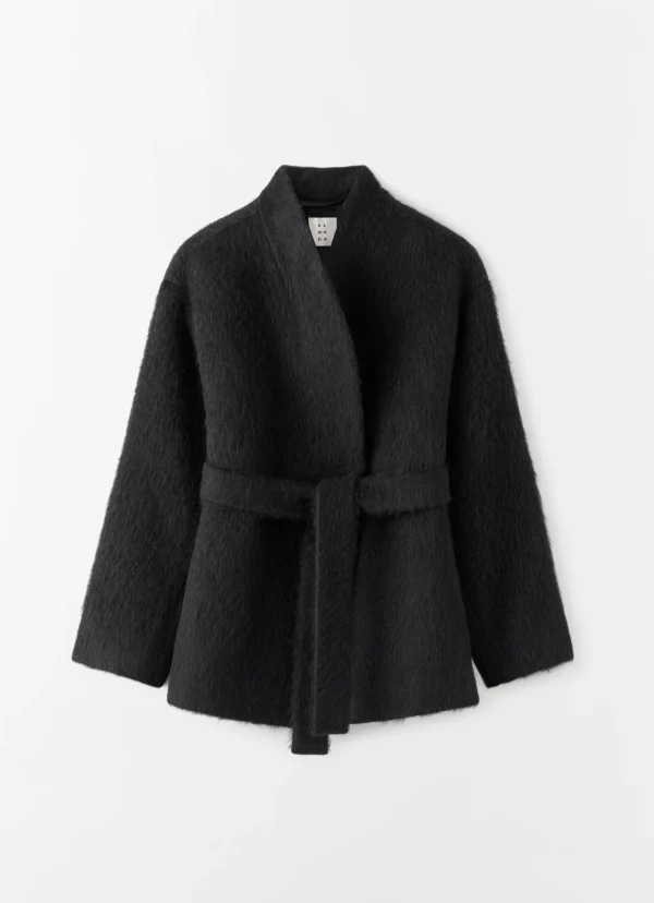 Almada Label - Noorie Coat Black