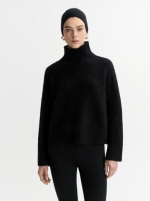 Soft Goat - Girlfriend Turtleneck Black