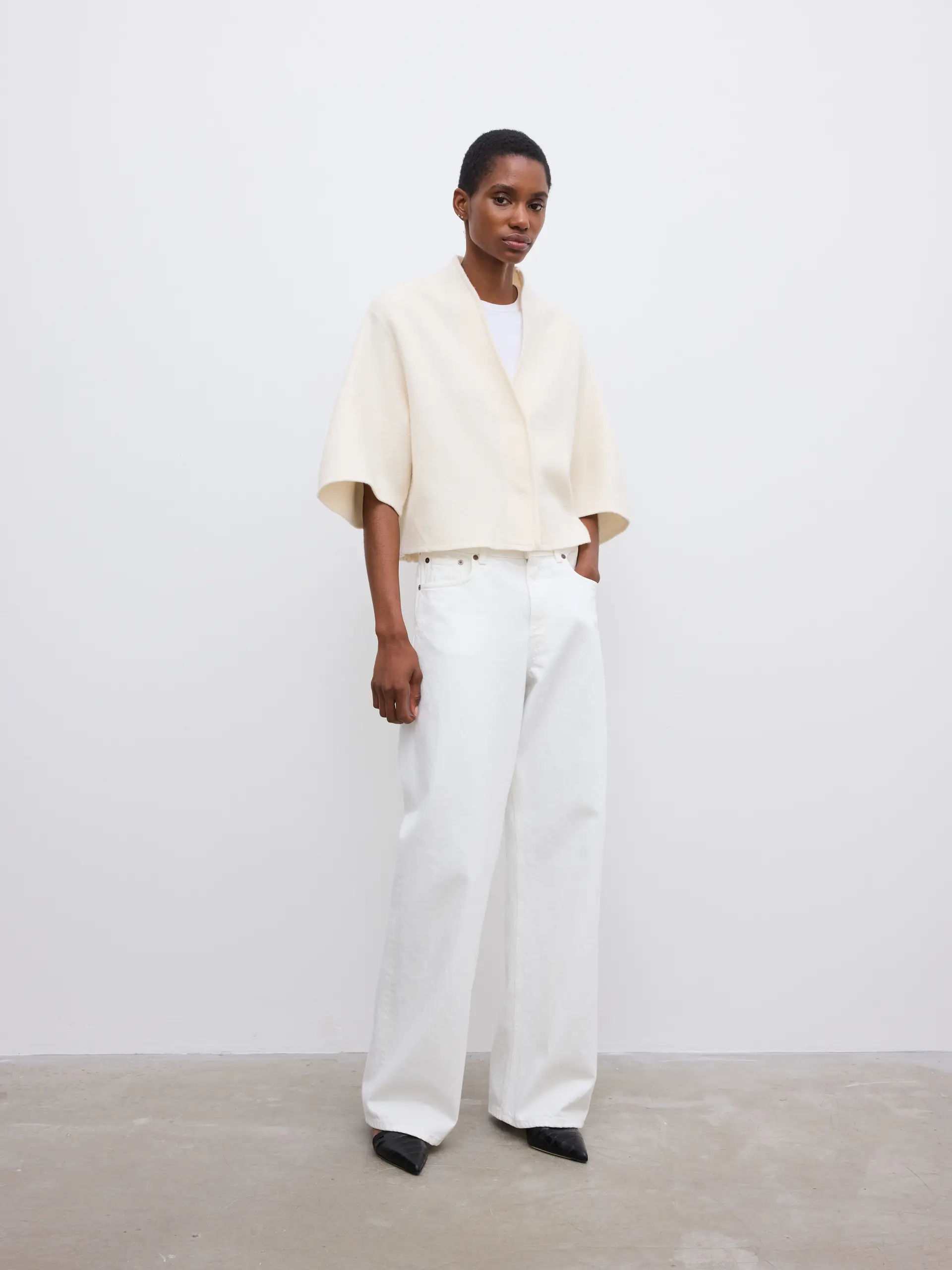 Dagmar - Short Wool Cardigan Off White