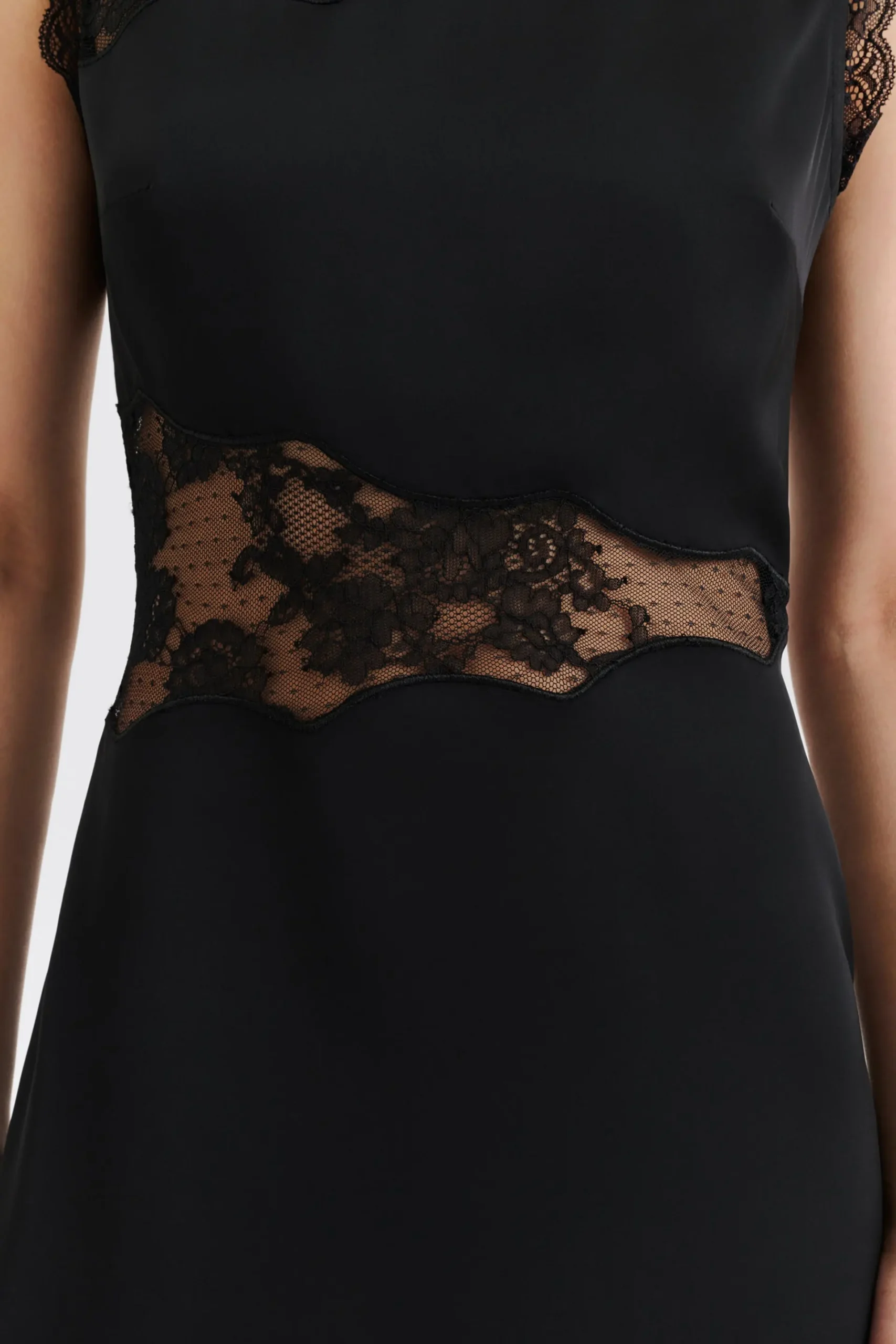 Malina - Desire Midi Dress Black