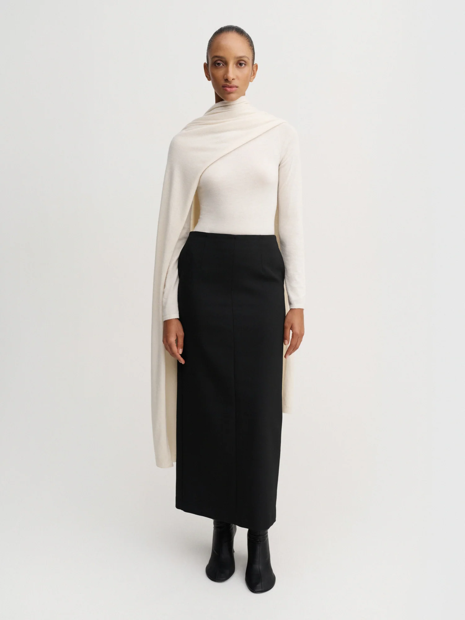 Almada Label - Bay Skirt Black