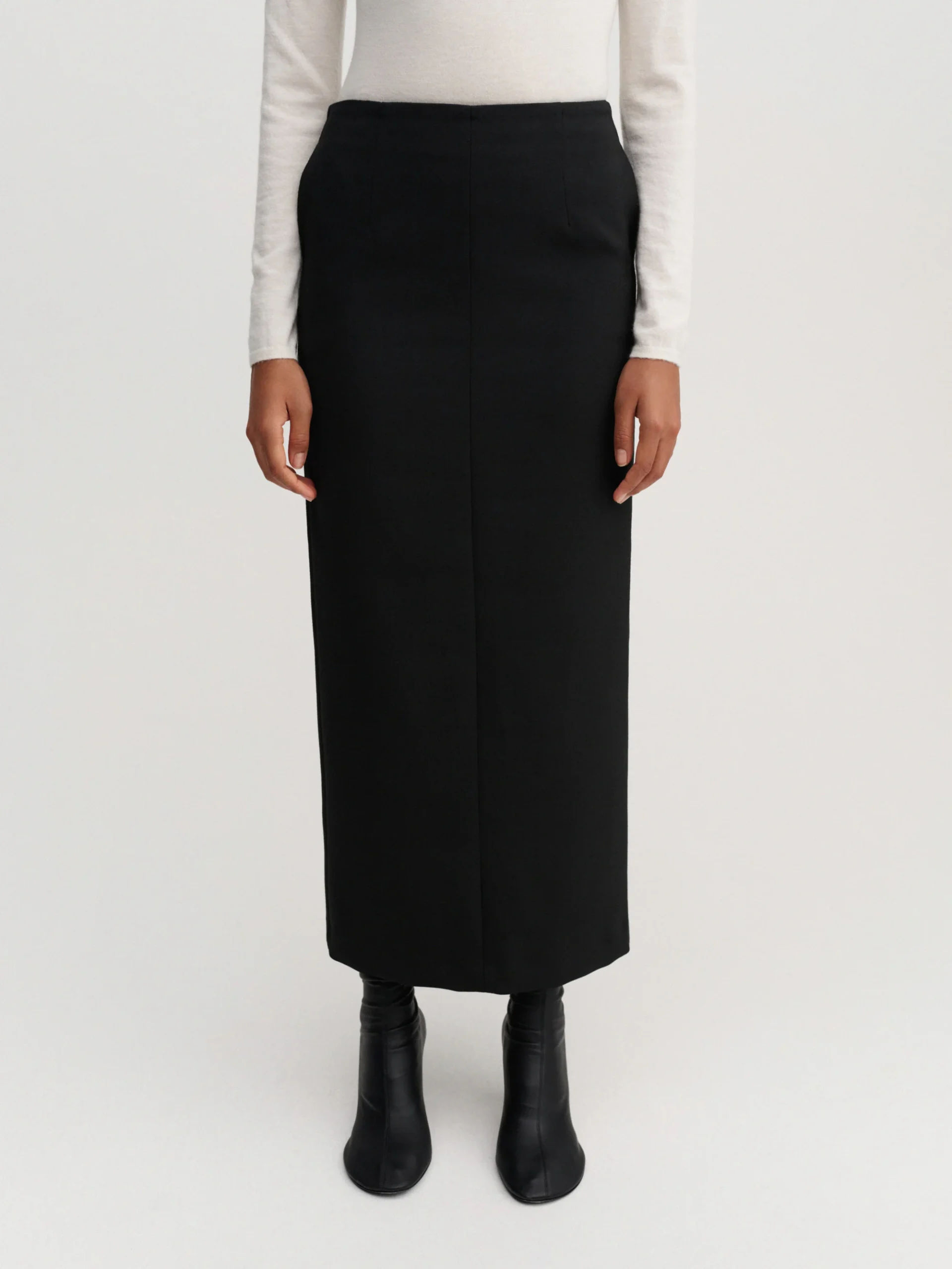Almada Label - Bay Skirt Black