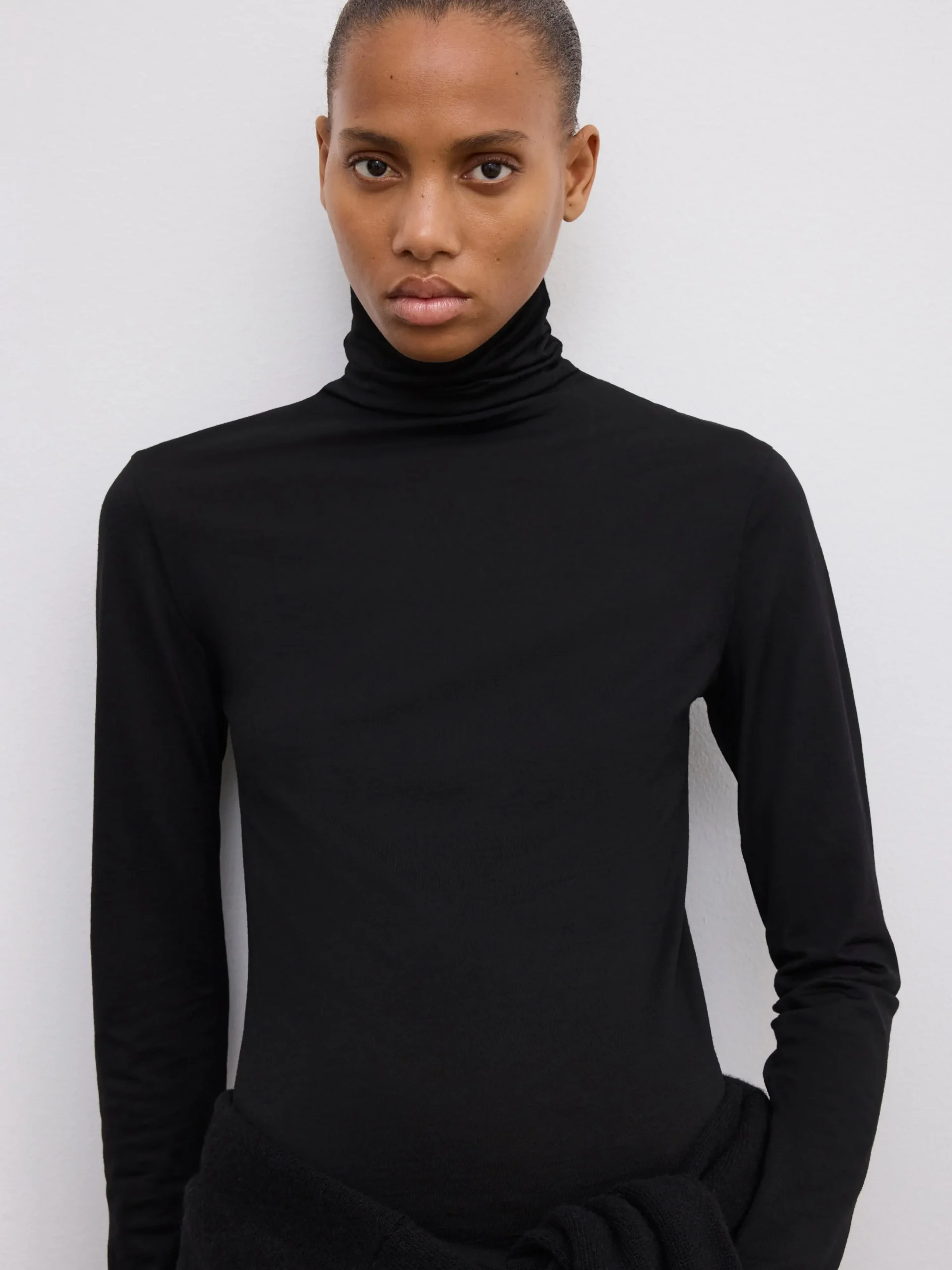 Dagmar - Wool Jersey Rollneck Black