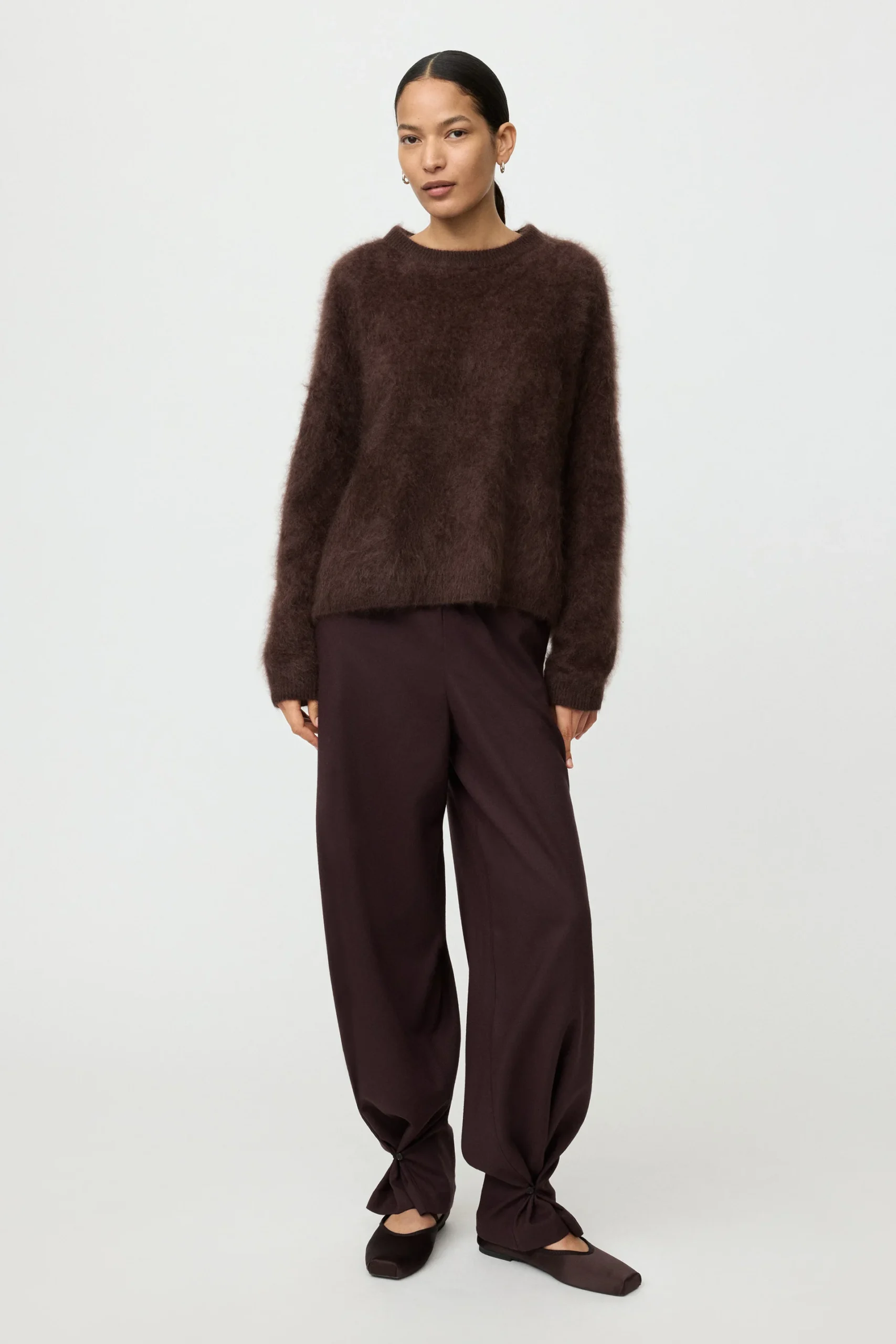 Soft Goat - Brushed Boyfriend Crewneck Mocha