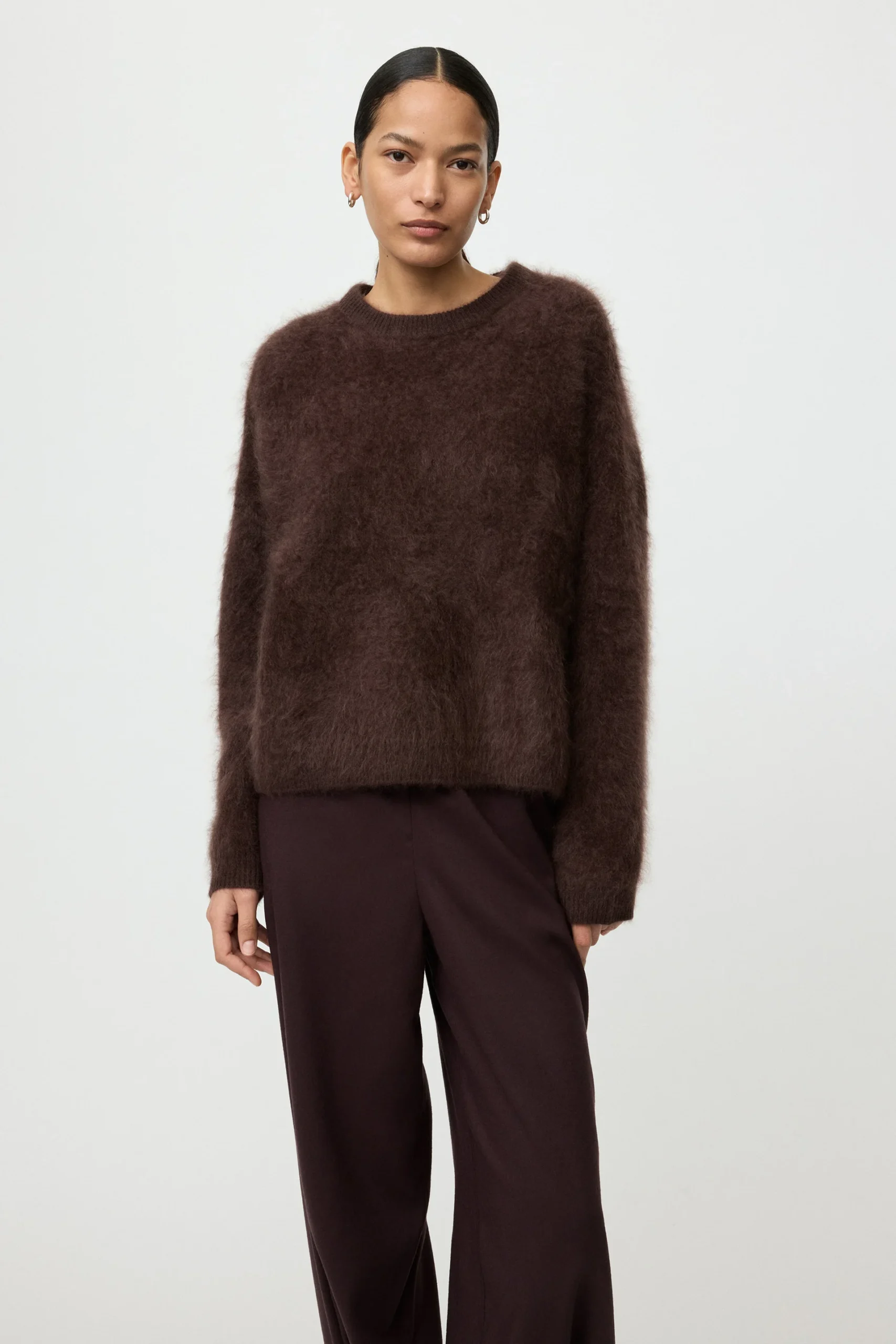 Soft Goat - Brushed Boyfriend Crewneck Mocha