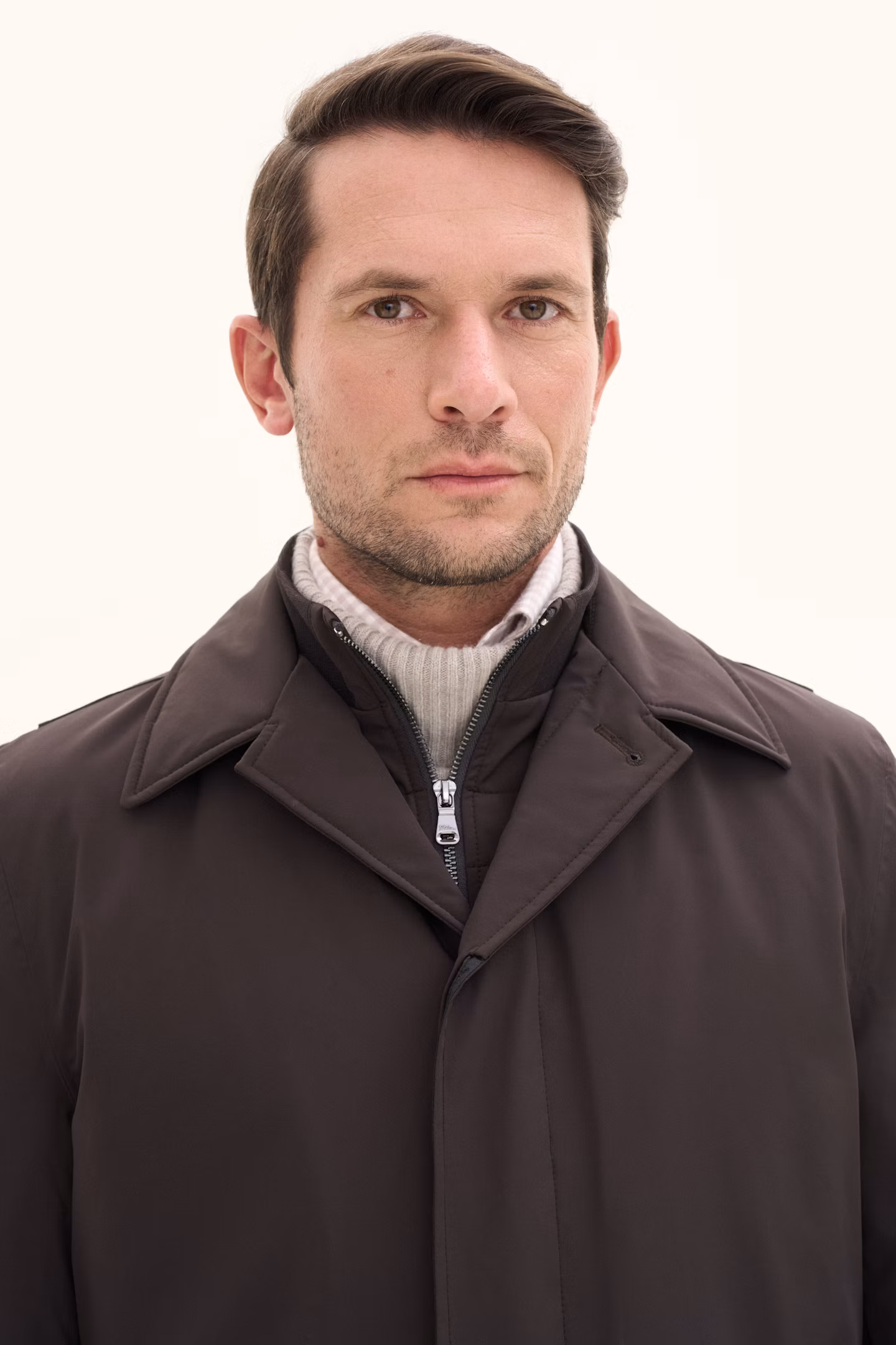 Oscar Jacobson - Zipped Padded Car Coat Brown