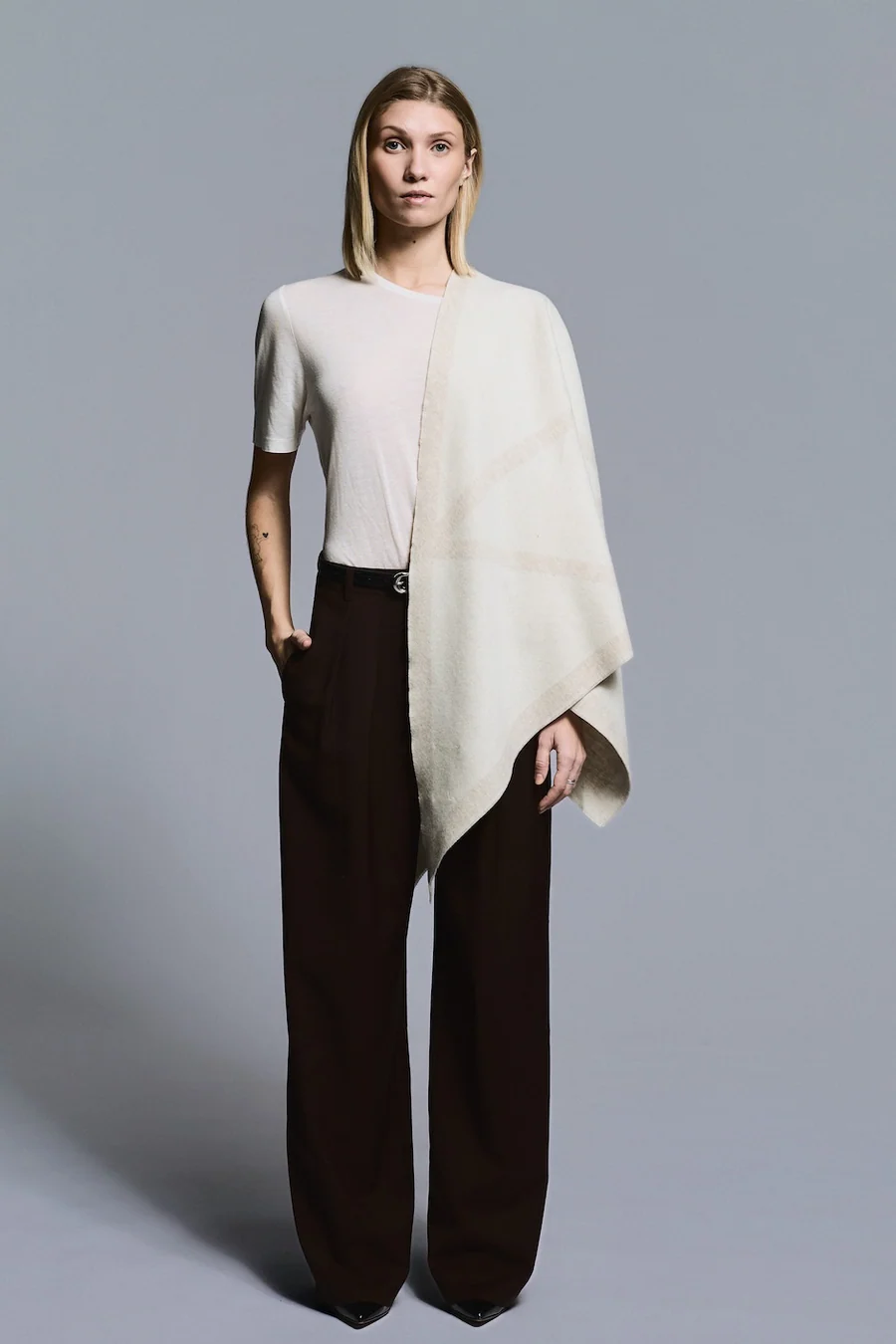 Emvelope 1976 - Triangle Scarf